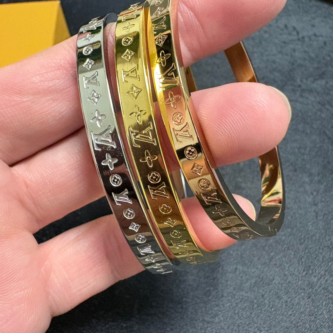 High-Quality Bracelets-21