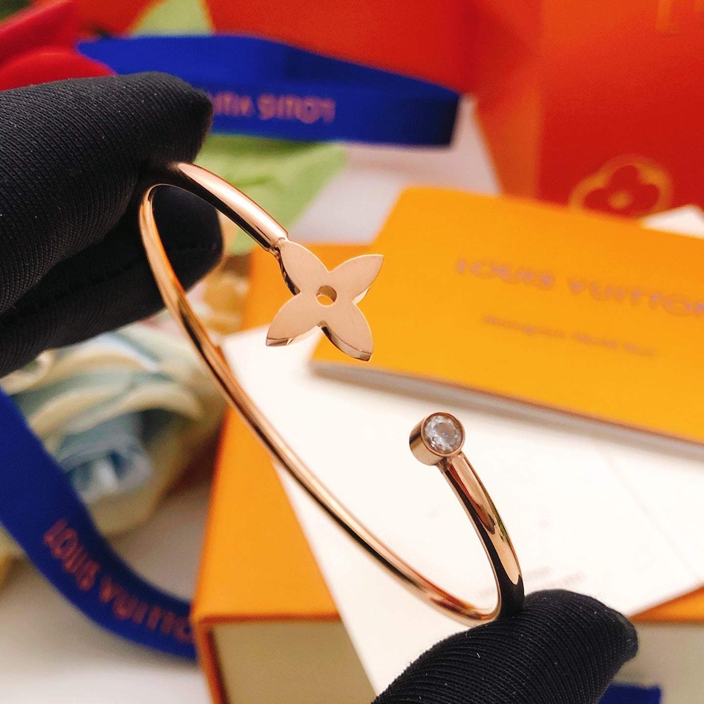 High-Quality Polished Bangle-ww