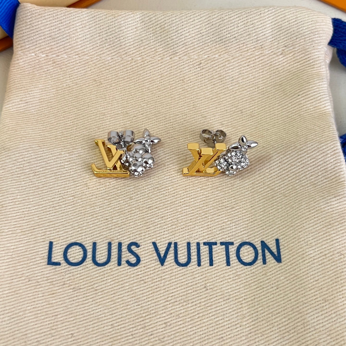 High-Quality Stud Earrings-6