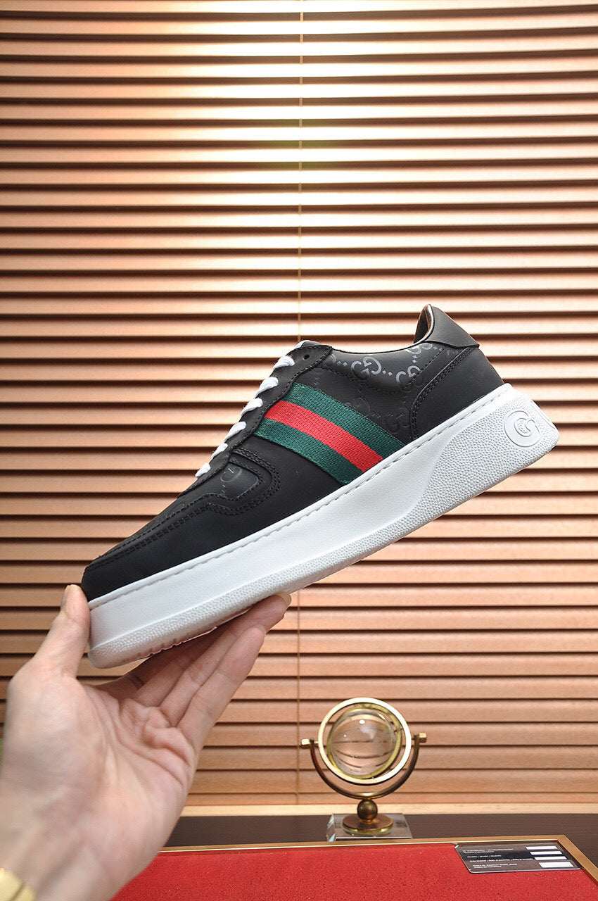 G U C C I - 2022 Gang Sneaker (2 Colours Available)
