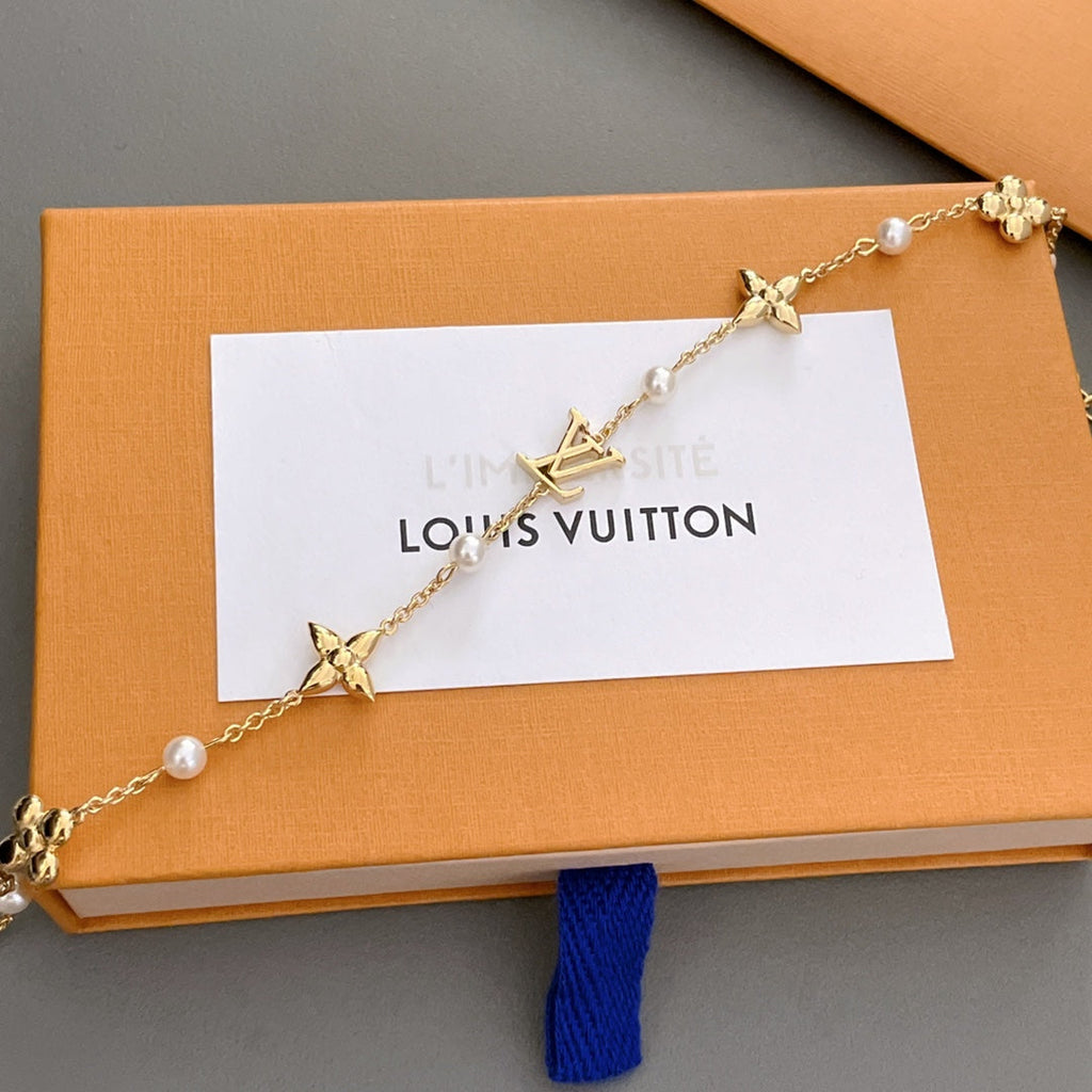 High-Quality Necklaces-9