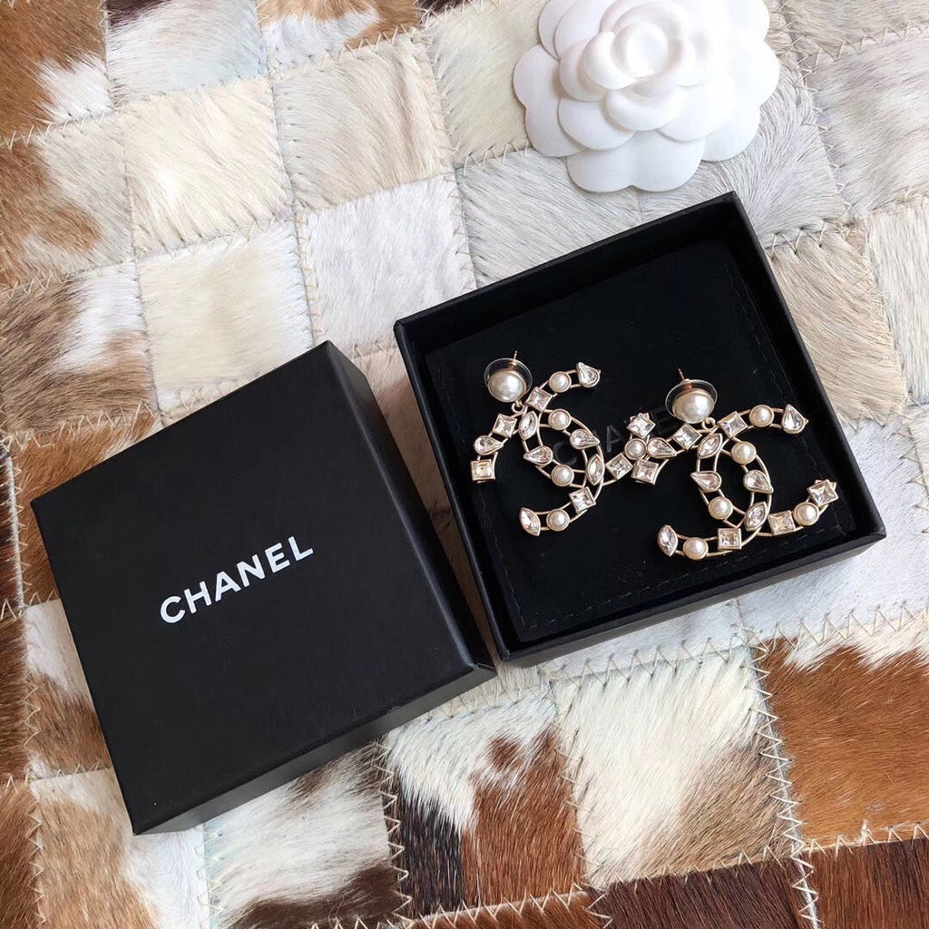 Pearl earrings