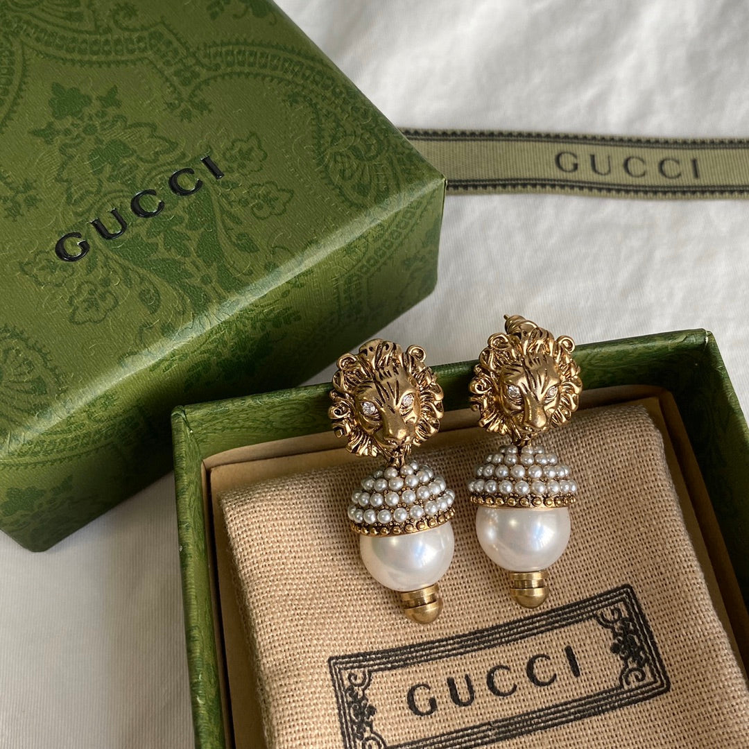 Pearl earrings
