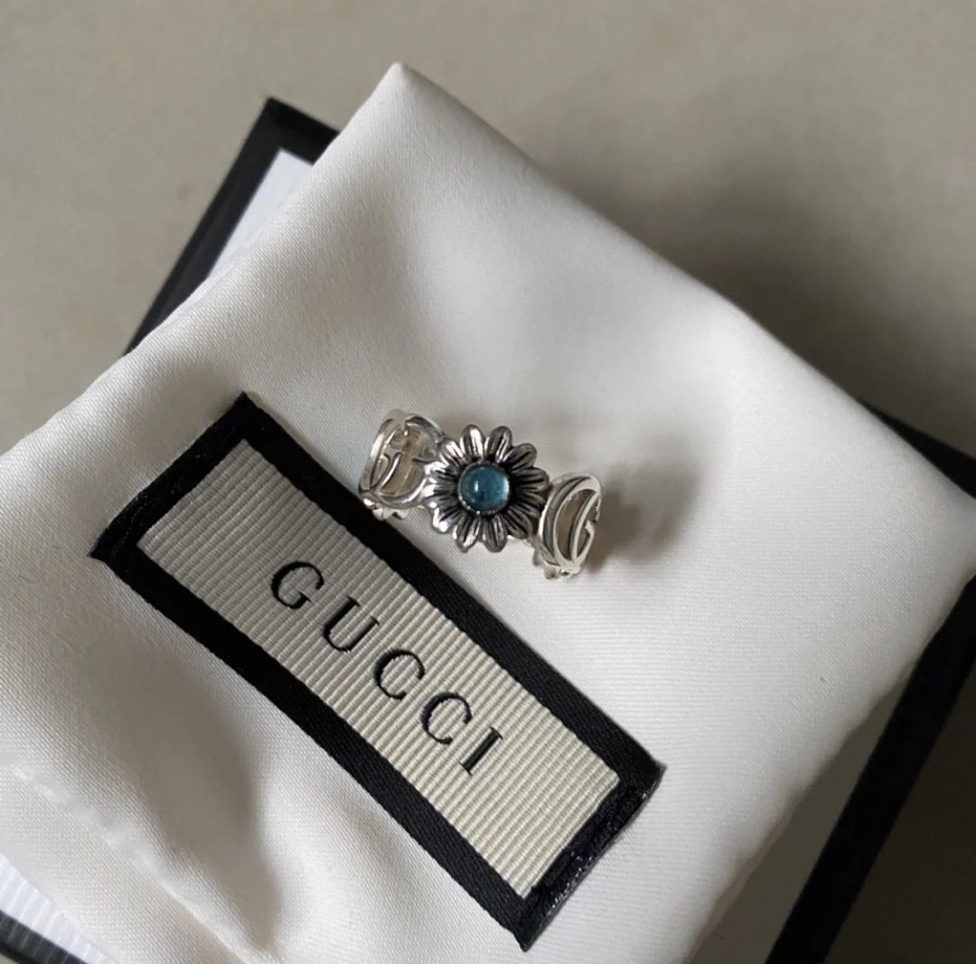 Crystal ring