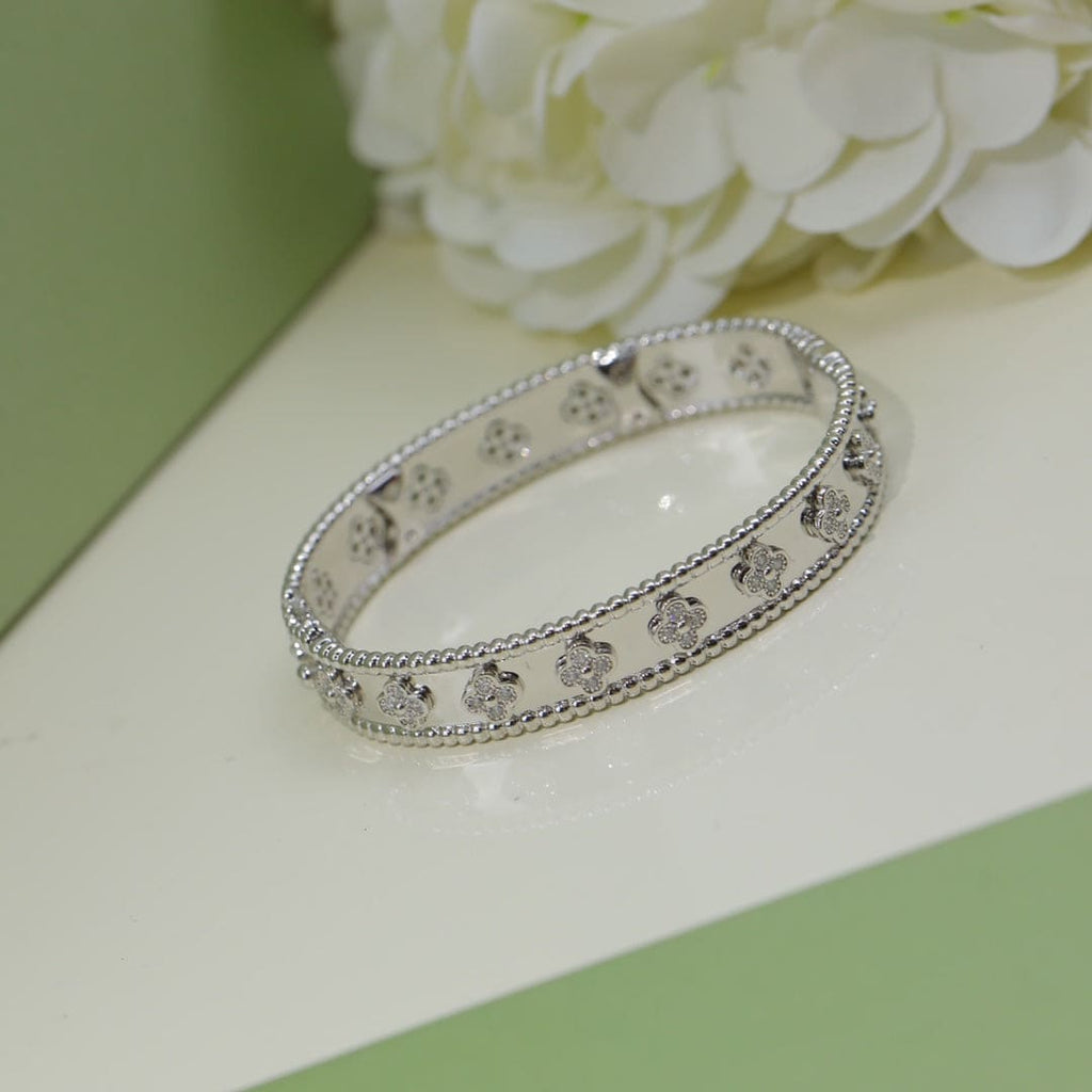 18K White Gold Perlée Clovers Bracelet