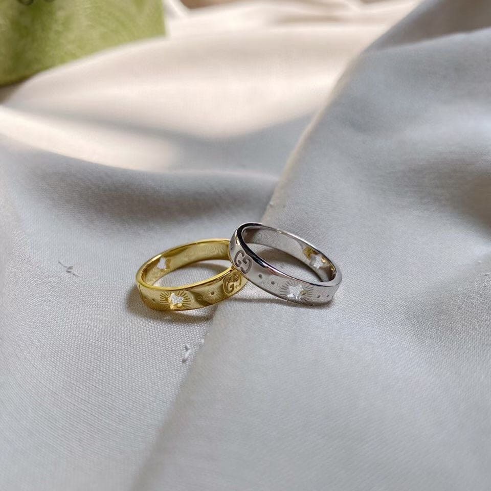 18K GG White Gold Ring