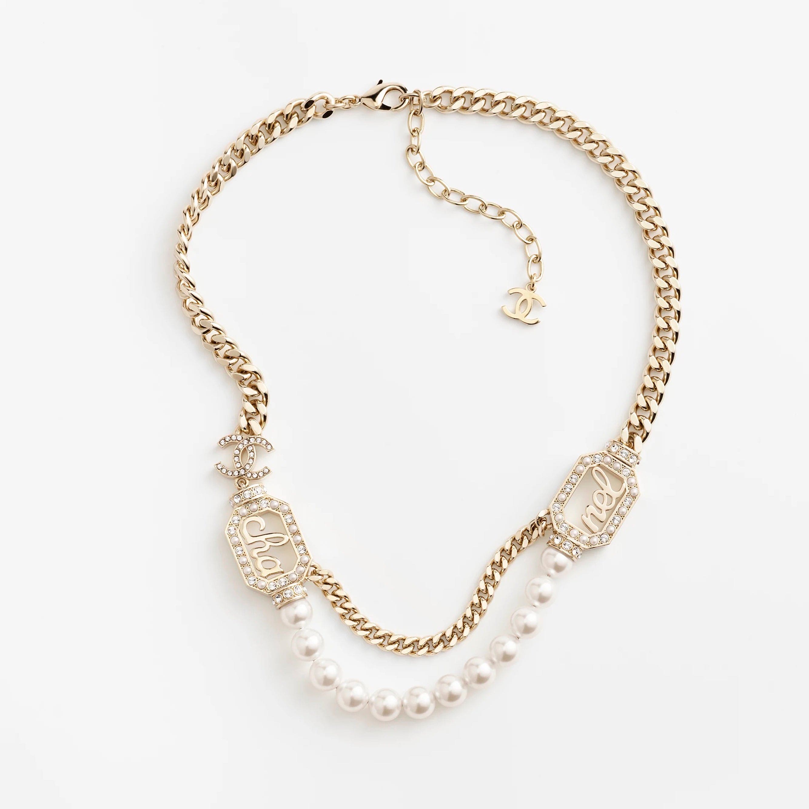 18K CC Diamonds Necklace