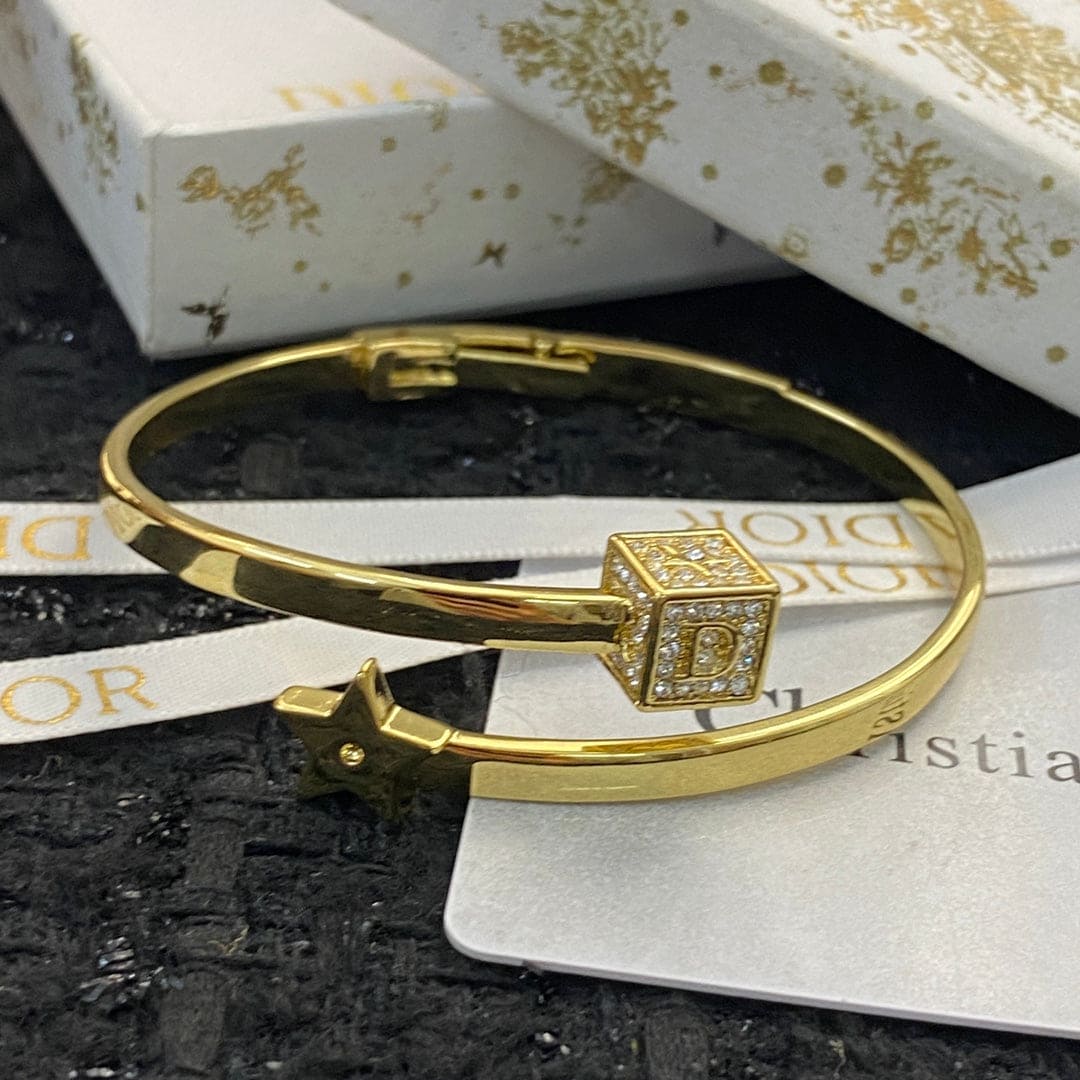 18K CD Star Open Cuff Bracelet