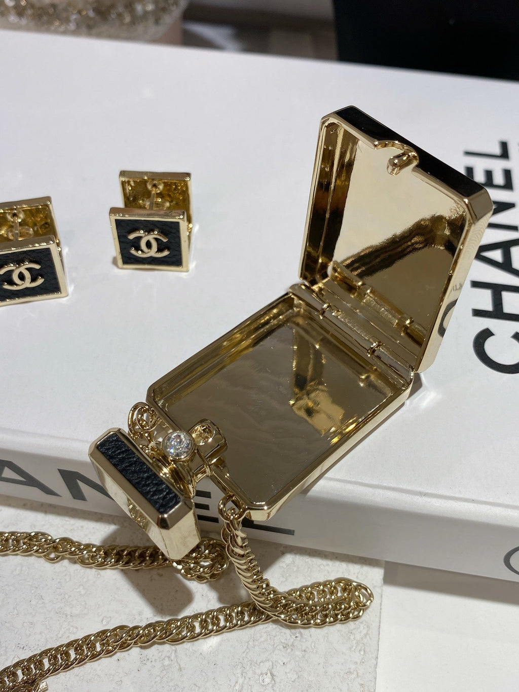 18K CC No.5 Perfume Pendant Vintage Necklace