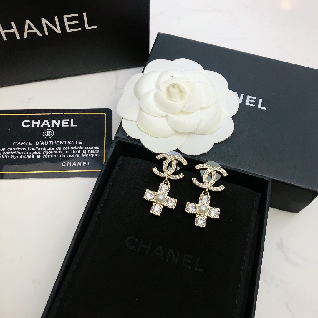 High-Quality Stud Earrings-123