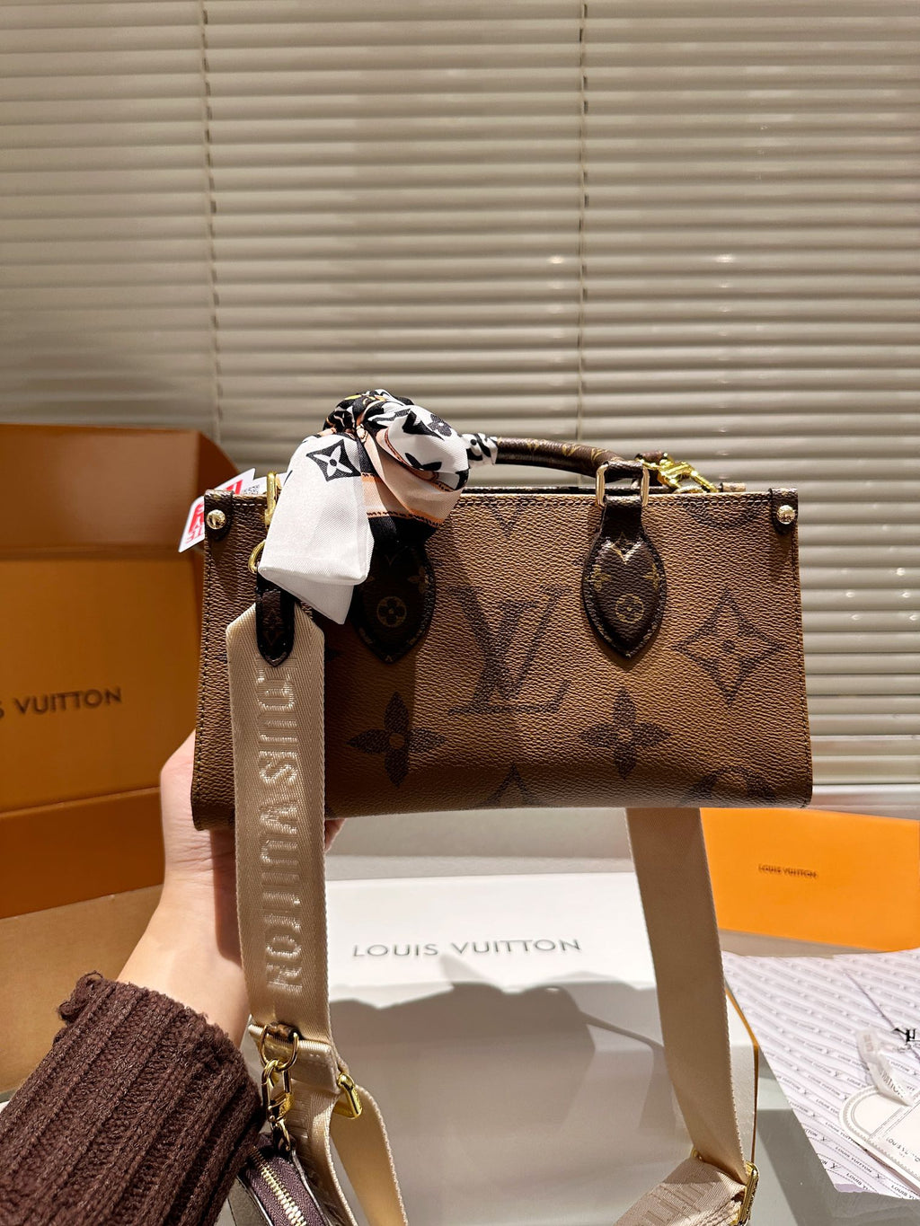 New Fashion Retro VL Crossbody cortex Handbag