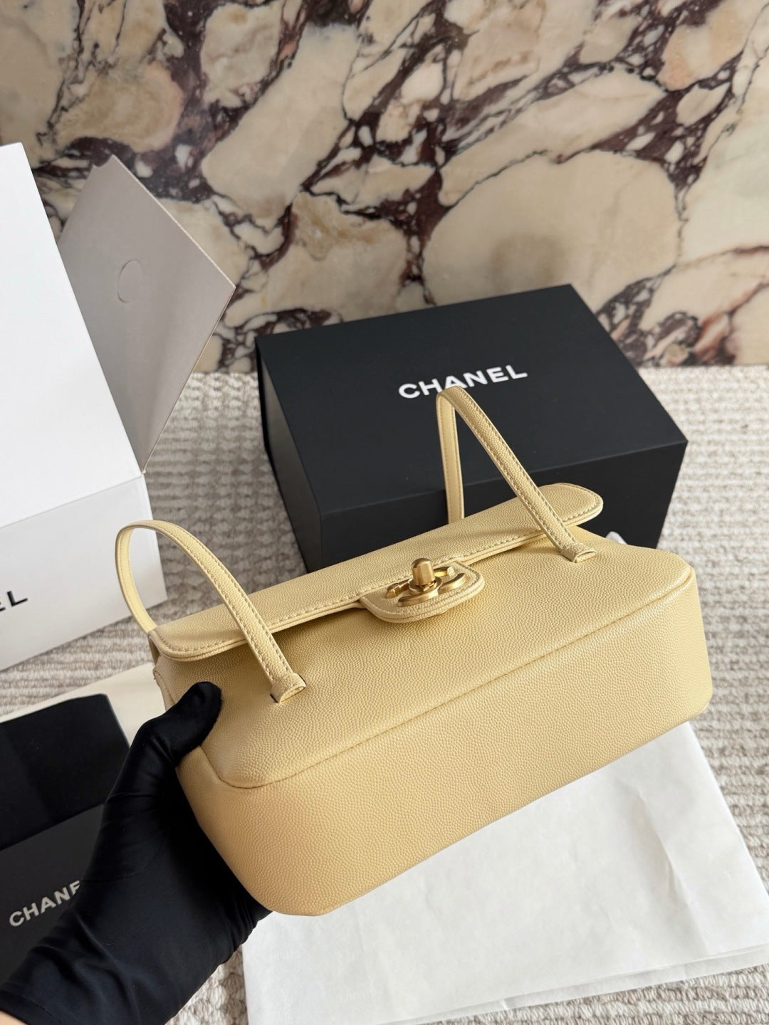 High-End Women's Fashion Handbags-3
