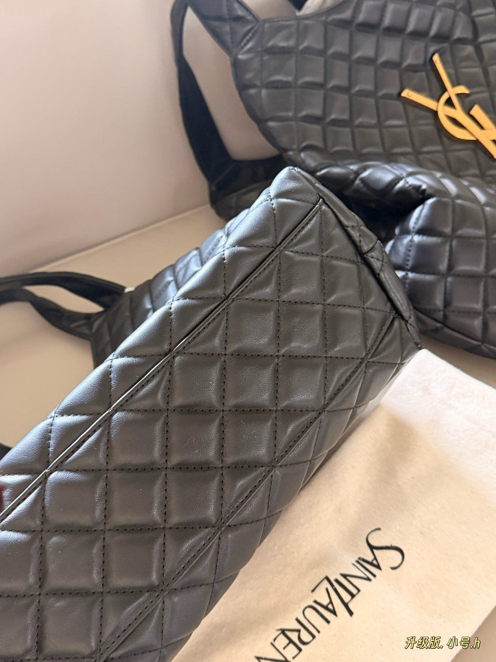 Luxury and Contemporary-Luxury Handbags Crafted Exclusively for Elegant Ladies-4