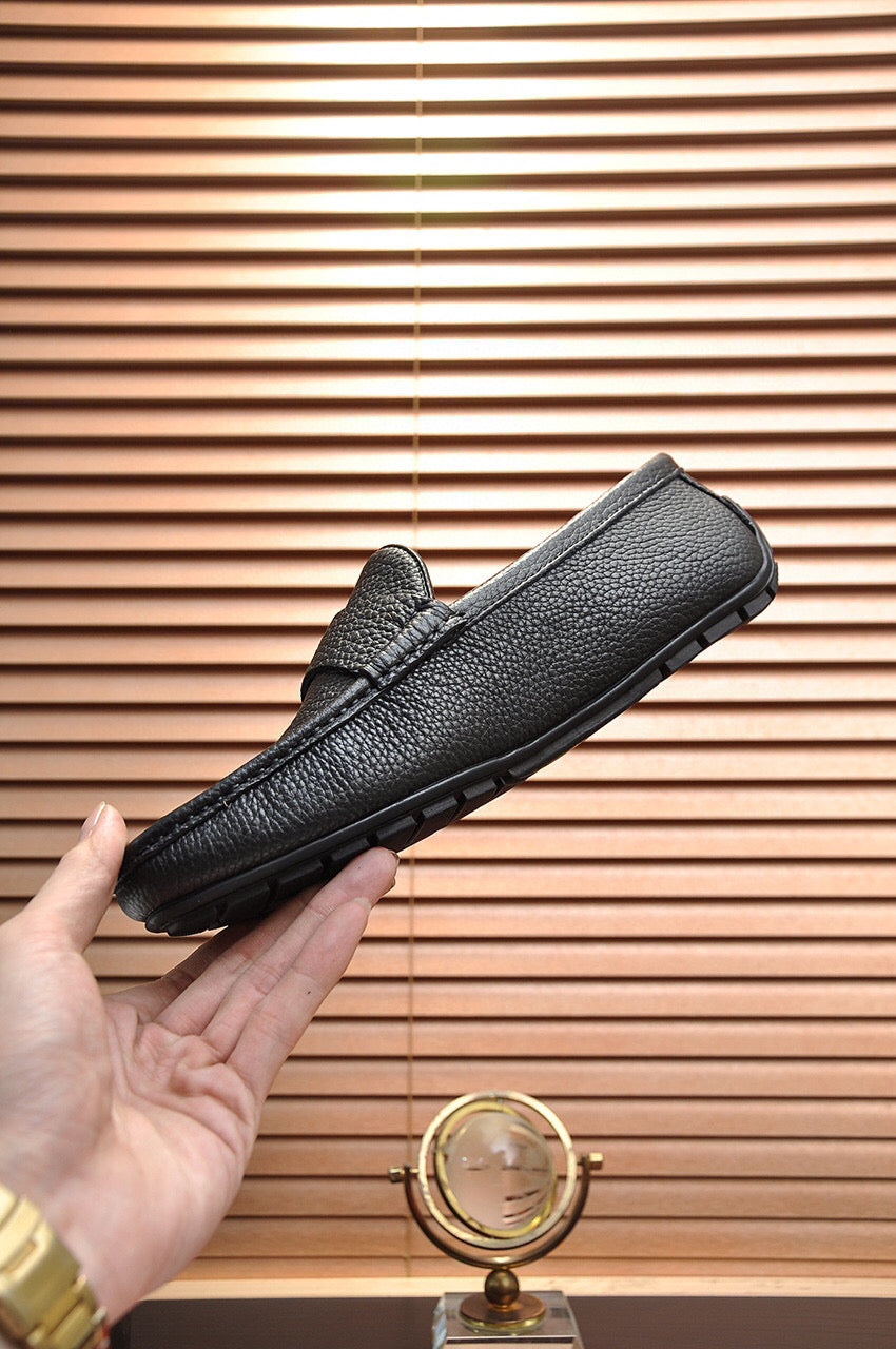 G U C C I - Driving Shoe (2 Colours Available)