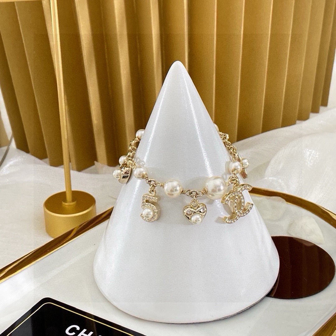 High-Quality Bracelets-101
