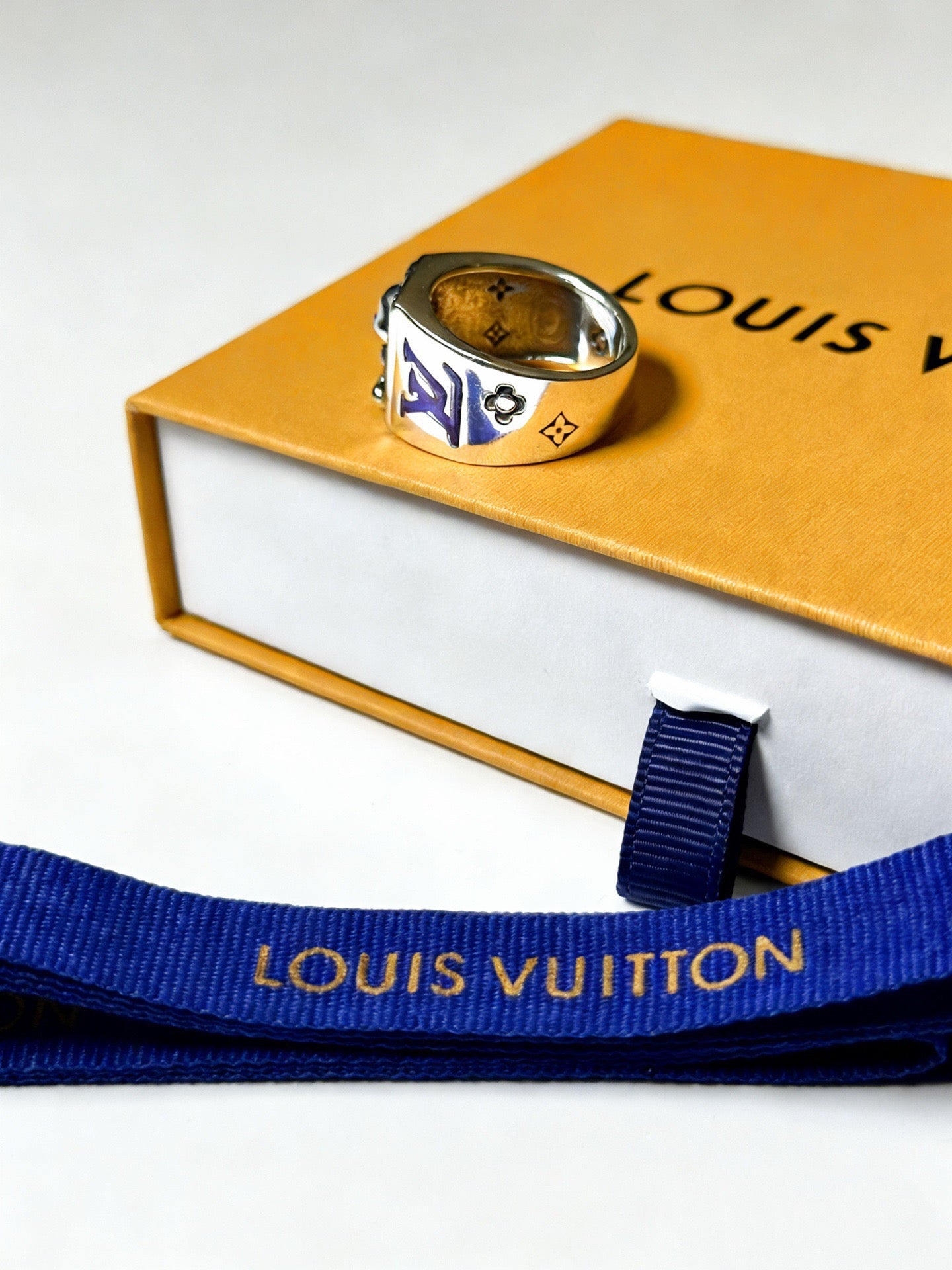 High-Quality Rings-25