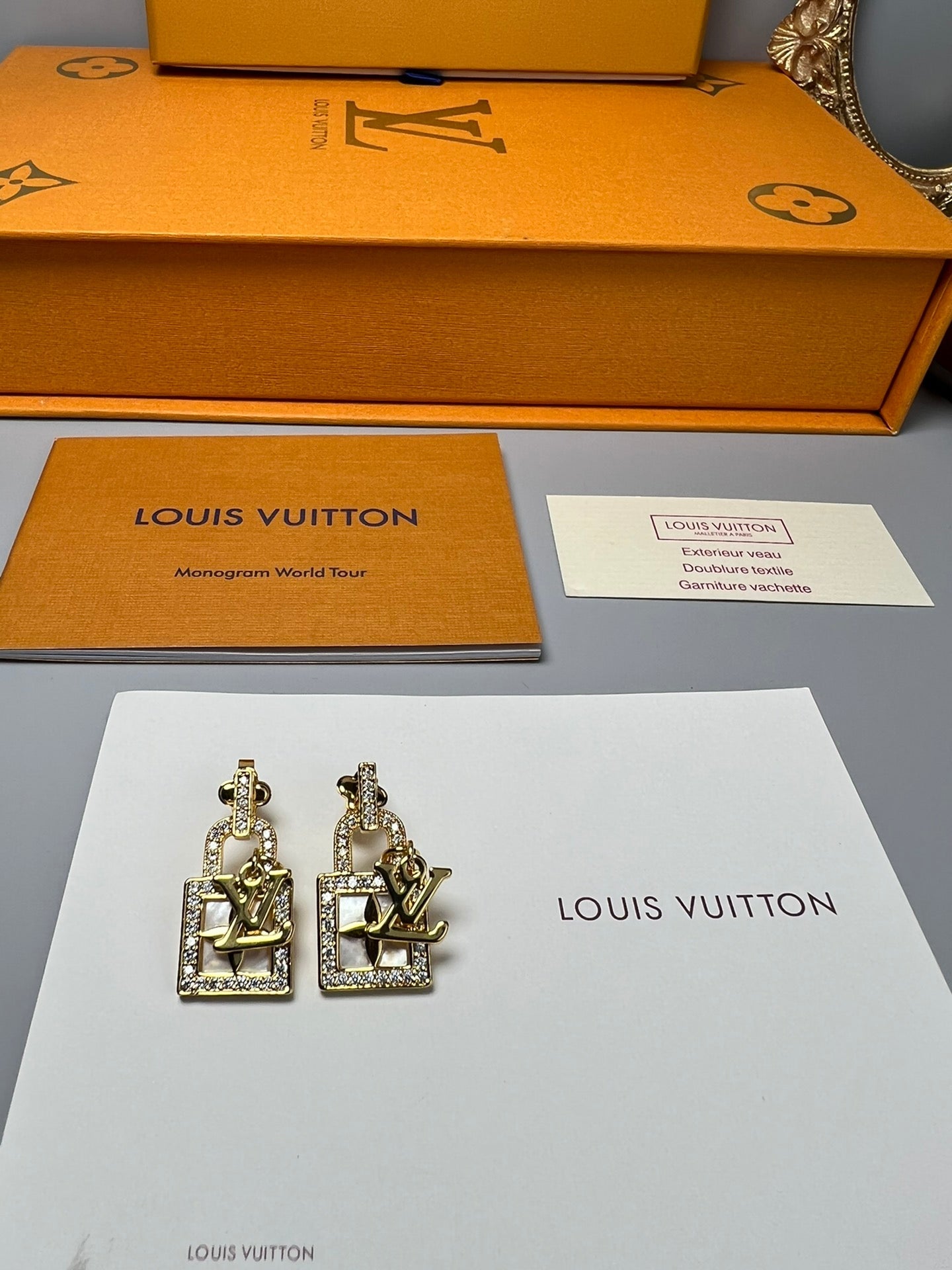High-Quality Stud Earrings-12