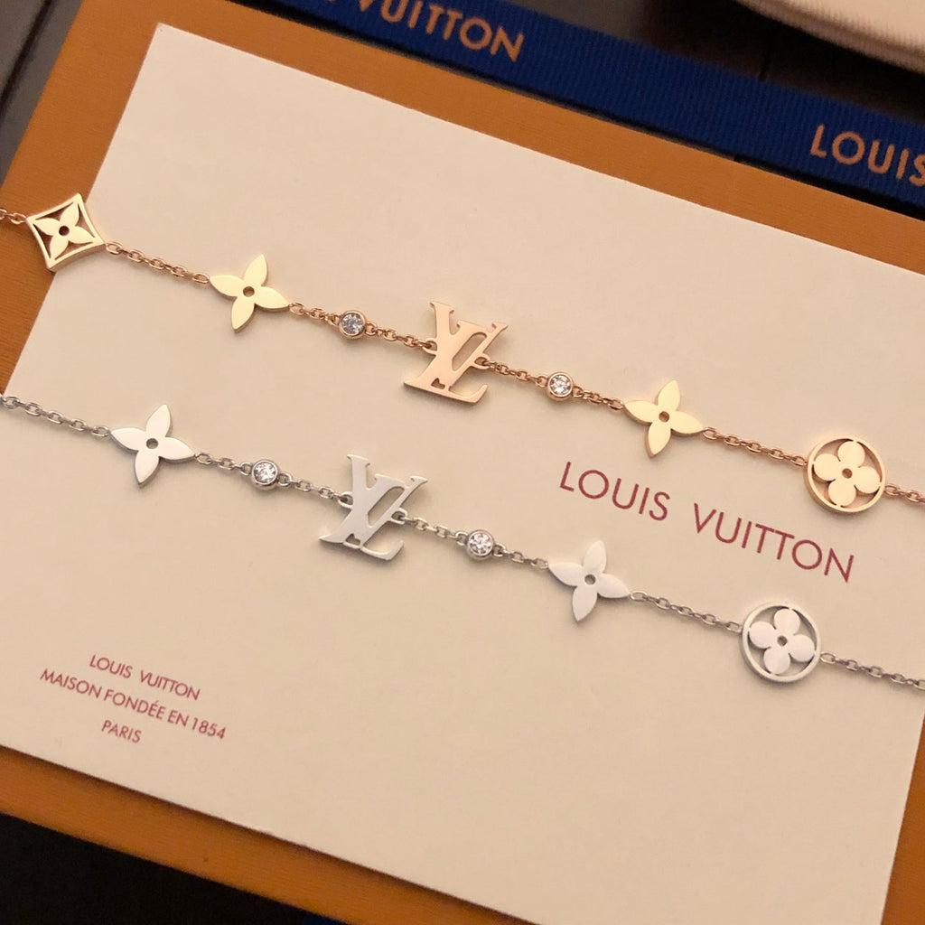 High-Quality Necklaces-10