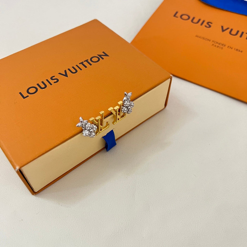 High-Quality Stud Earrings-6