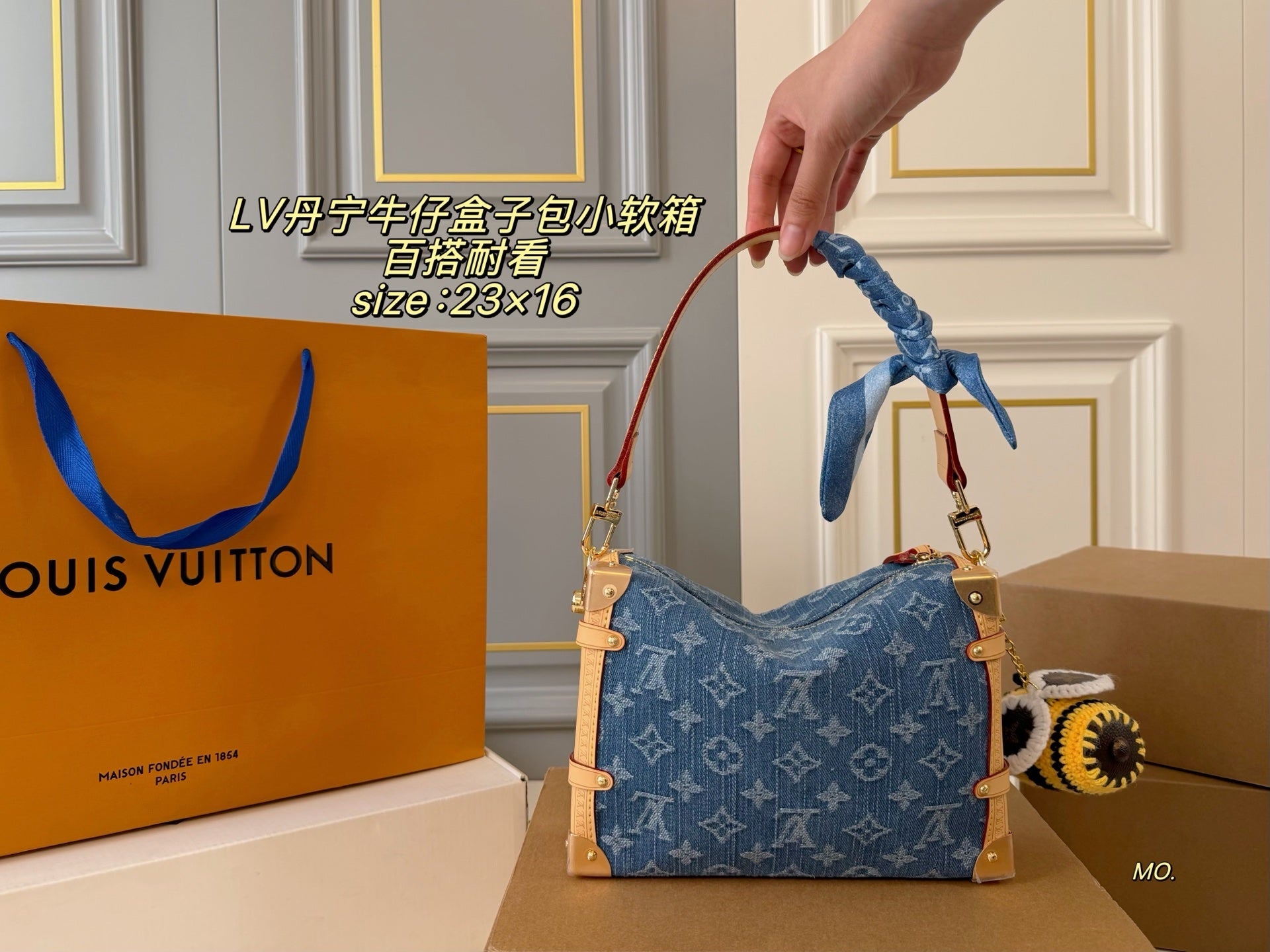 High-End Women's Fashion Handbags-10
