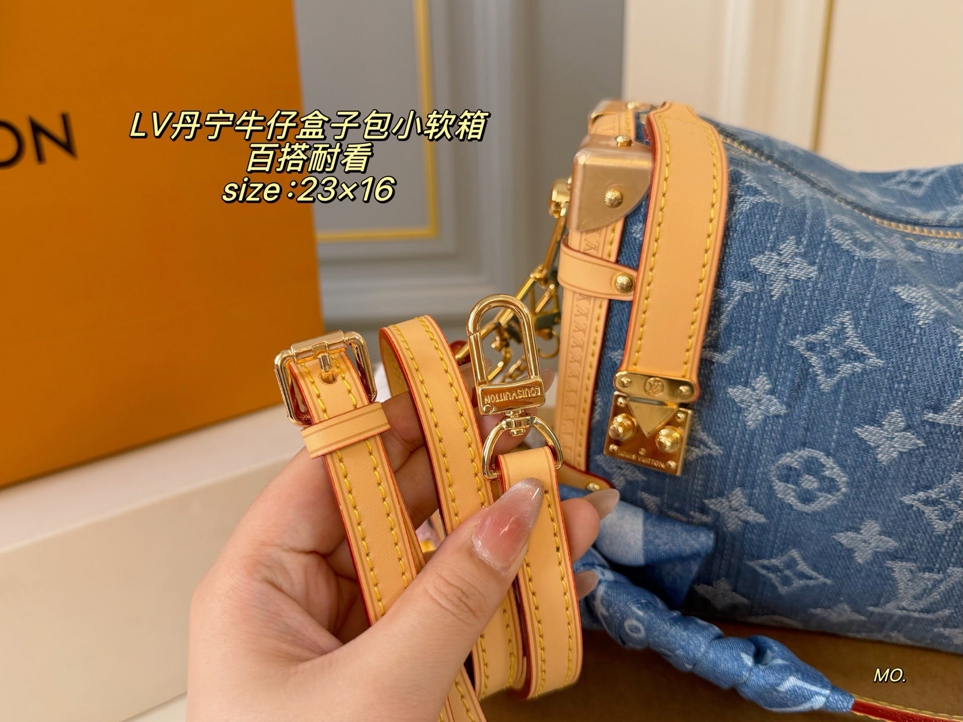 High-End Women's Fashion Handbags-10