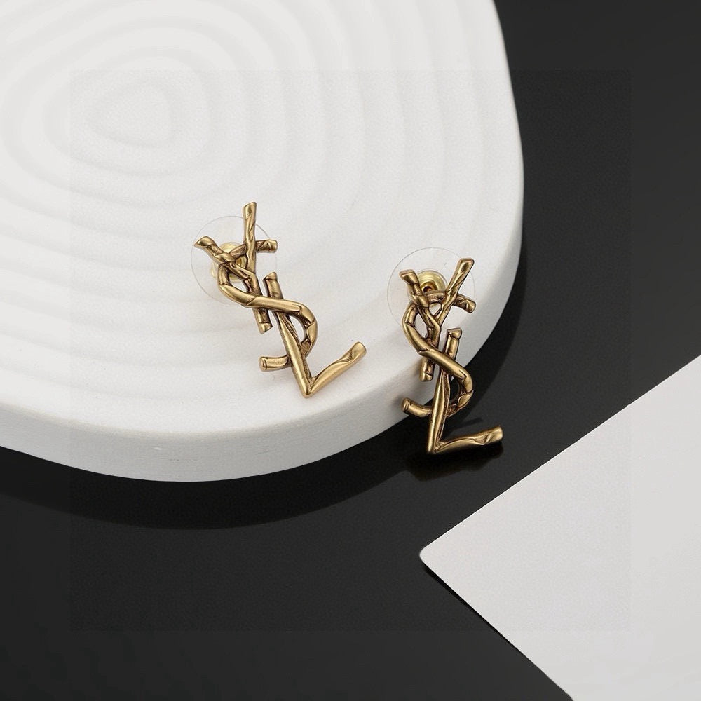 High-Quality Stud Earrings-40