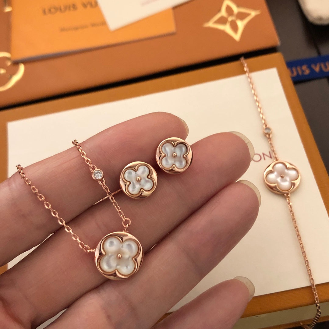 High-Quality Bracelet-1