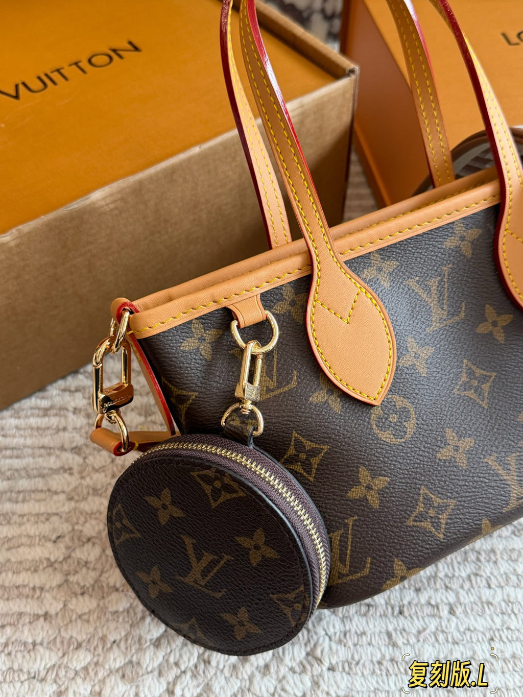 High-End Women's Fashion Handbags-1