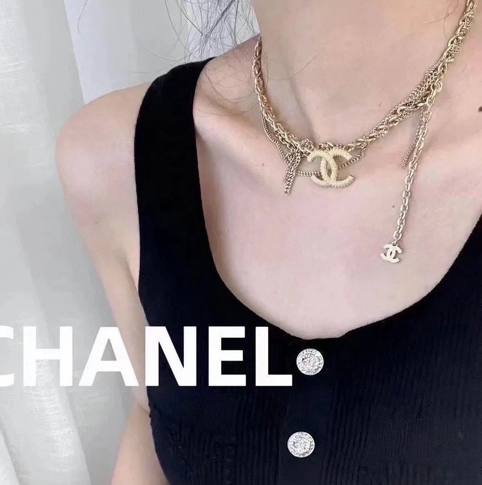 High-Quality Necklaces-100