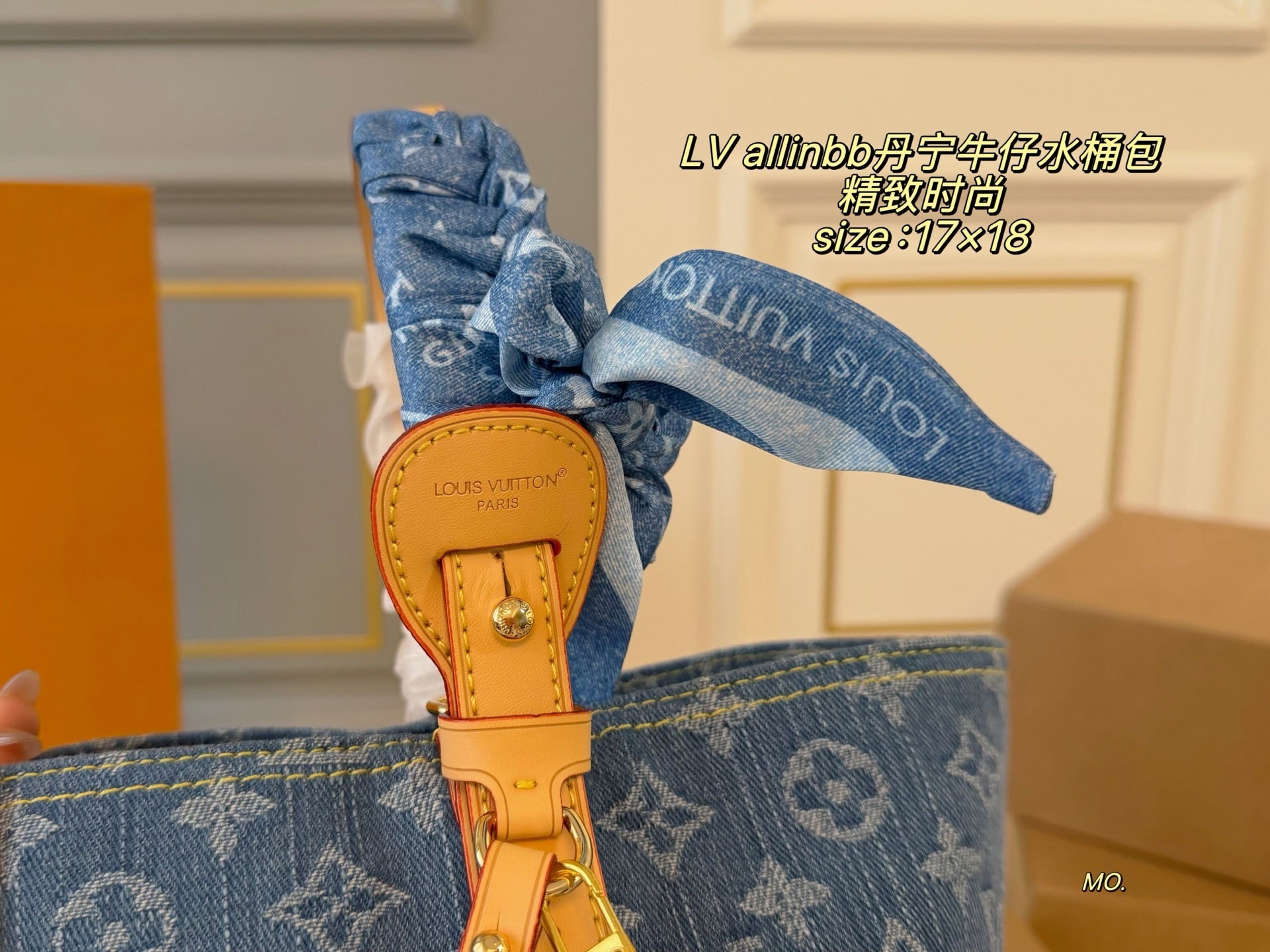 High-End Women's Fashion Handbags-9