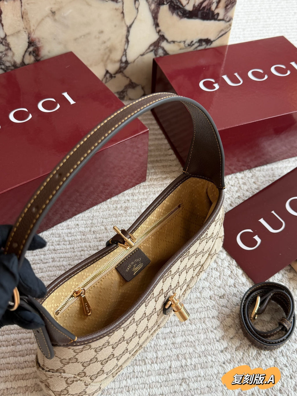 High-End Women's Fashion Handbags-13