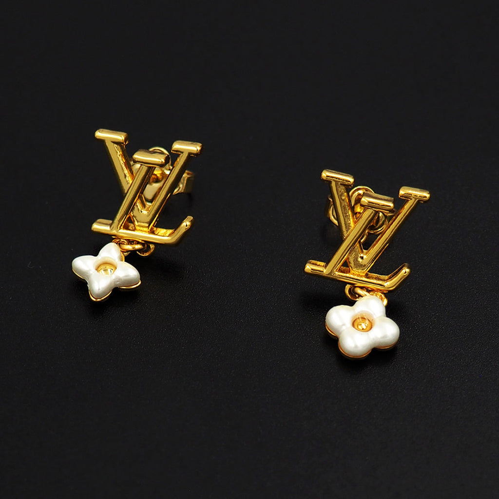 High-Quality Stud Earrings-4