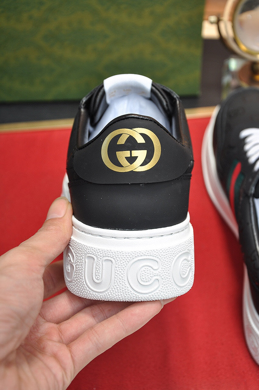 G U C C I - 2022 Gang Sneaker (2 Colours Available)