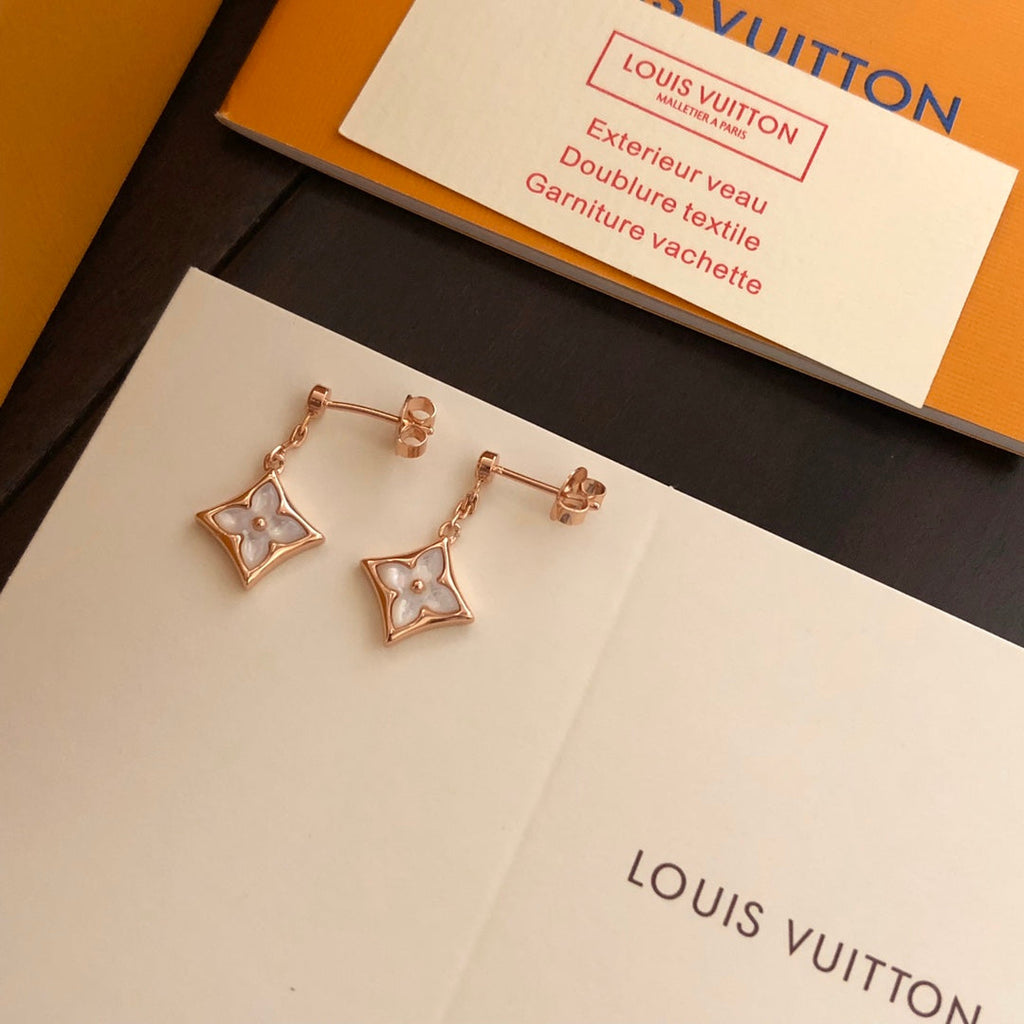 Rhombus-Shaped Floral Natural White Mother-of-Pearl and Diamond Earrings