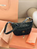 Luxury and Contemporary-Luxury Handbags Crafted Exclusively for Elegant Ladies-8