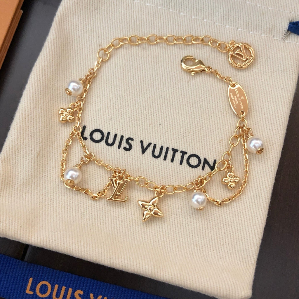 Golden Flower Pearl Bracelet & Necklace