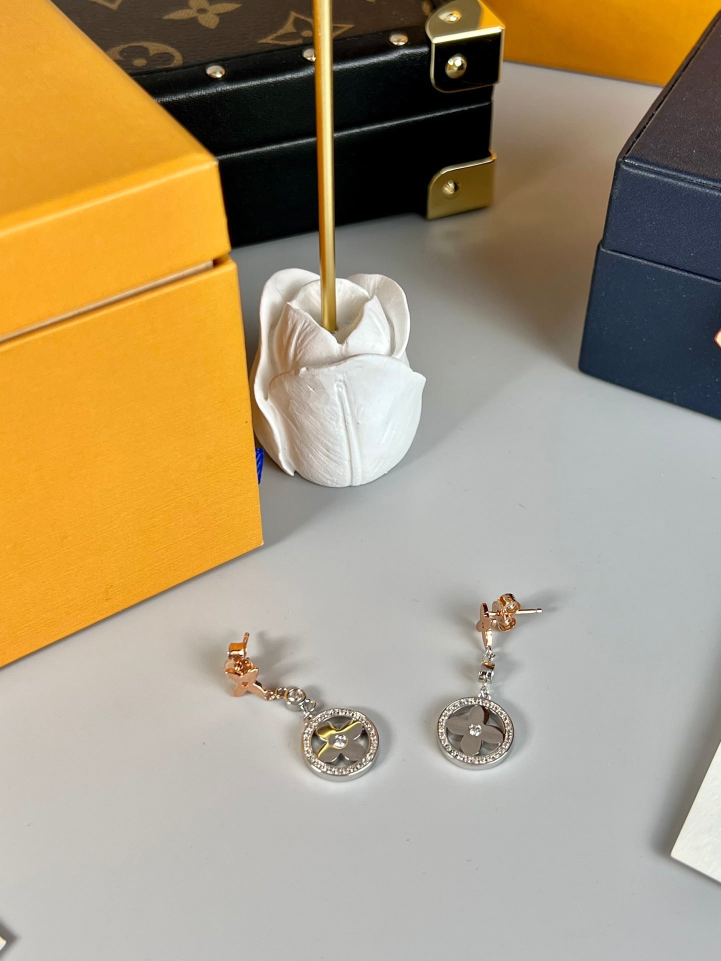 High-Quality Stud Earrings-13