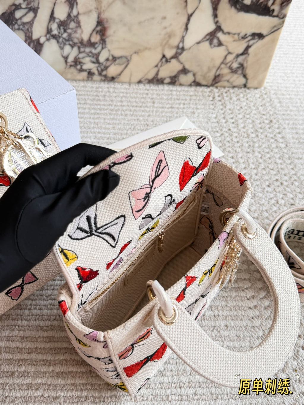 High-End Women's Fashion Handbags-4