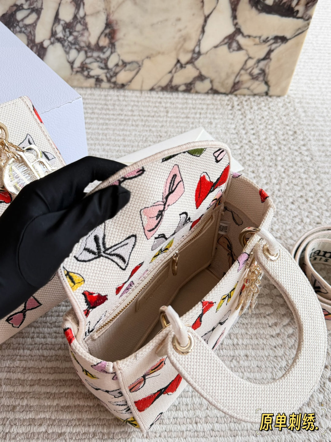 High-End Women's Fashion Handbags-4