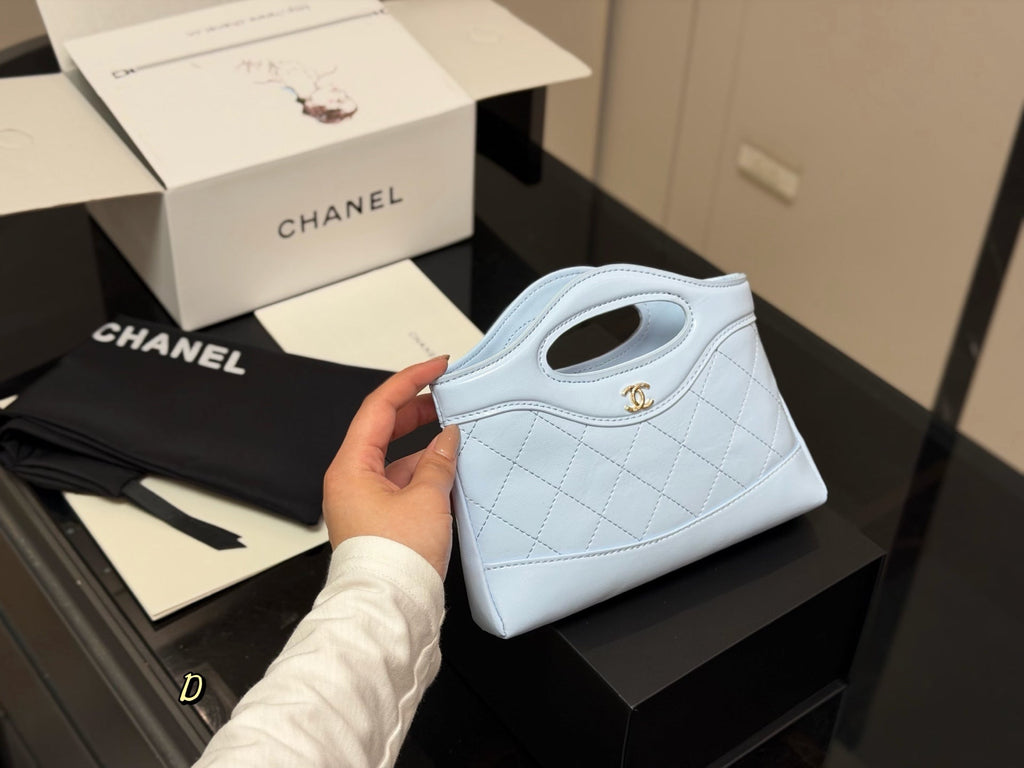 High-End Women's Fashion Handbags-27