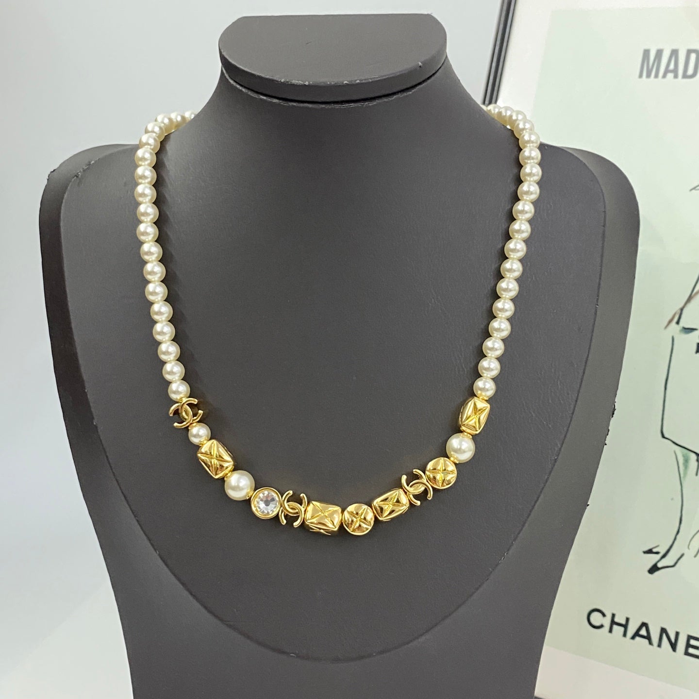 High-Quality Necklaces-180