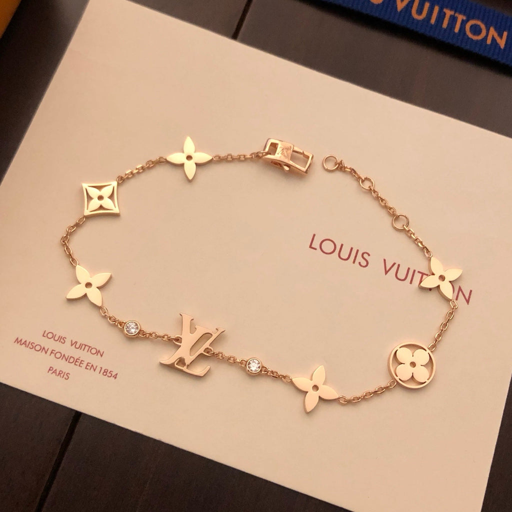 High-Quality Necklaces-10