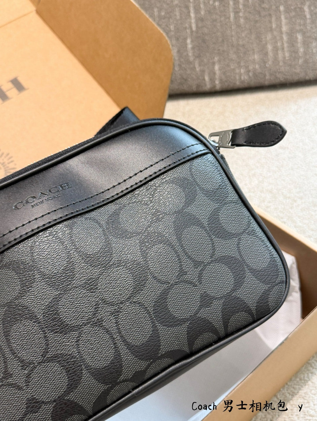 Luxury and Modernity — Luxurious Handbags Crafted Exclusively for the Elegant Gentleman — 10