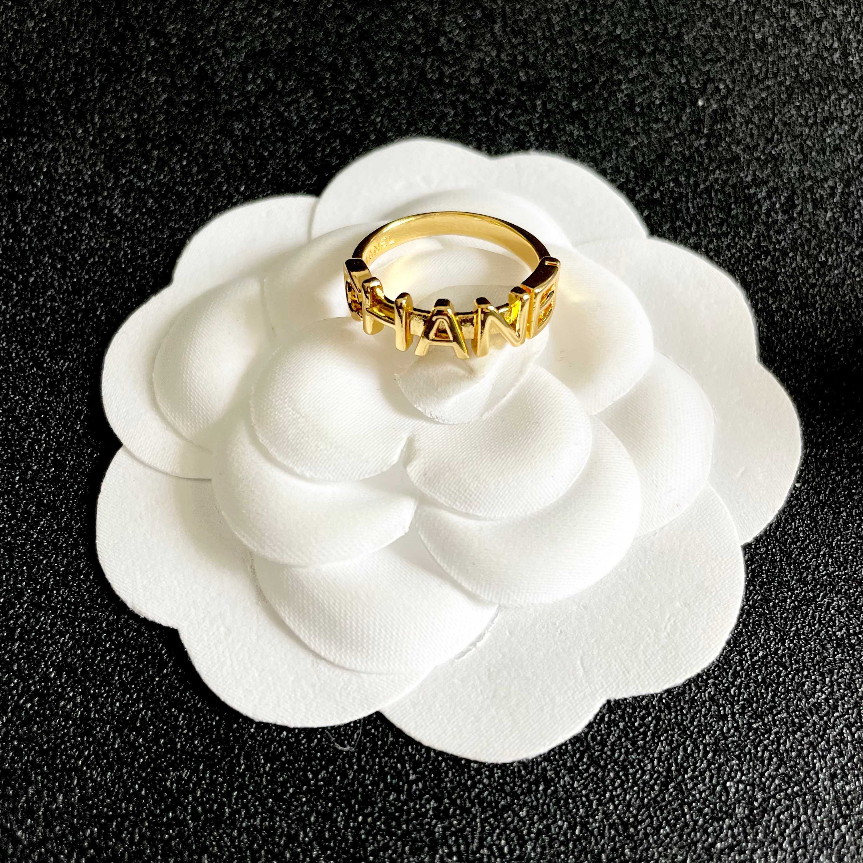 High-Quality Rings-191