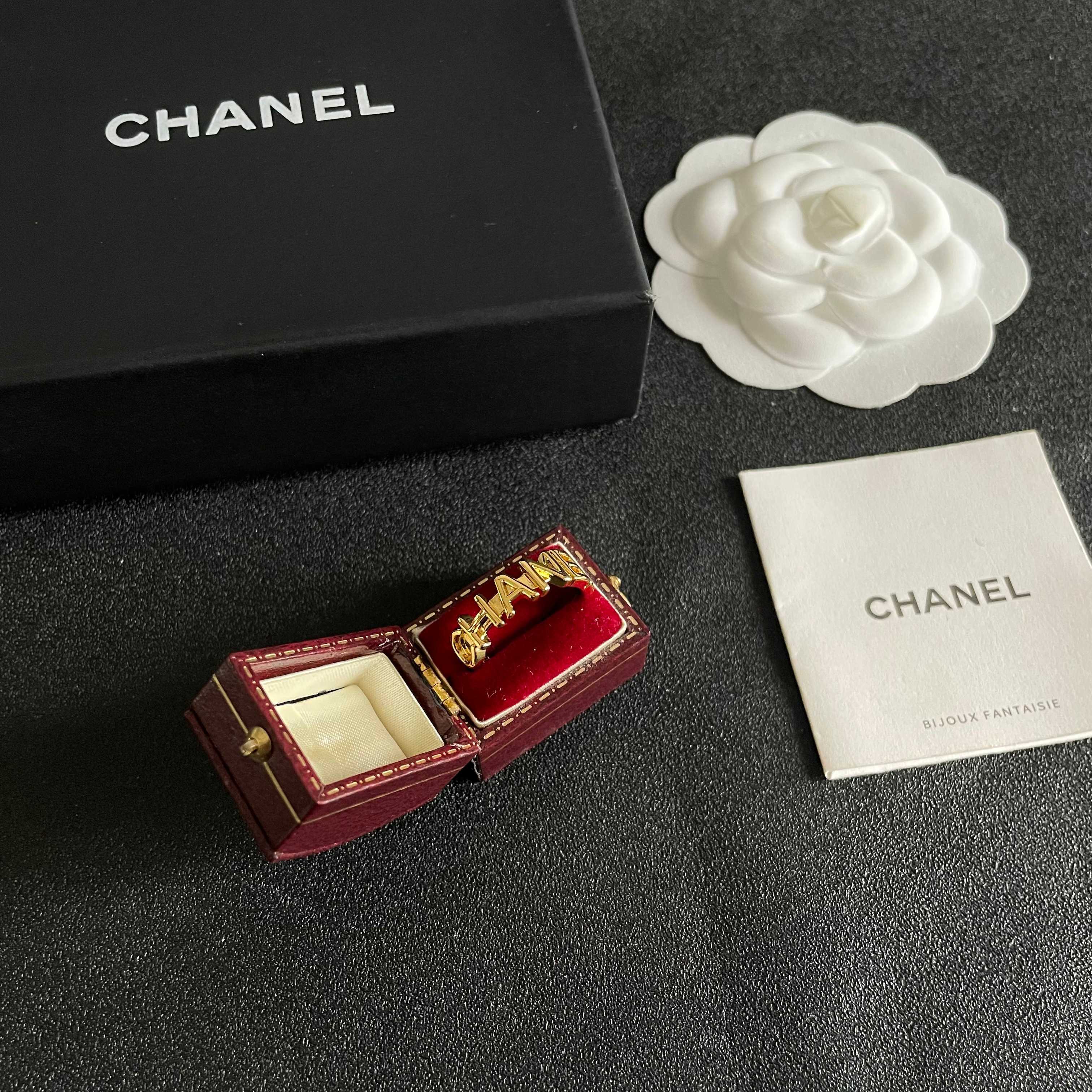 High-Quality Rings-191