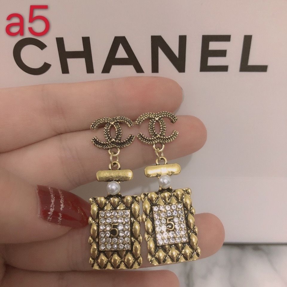 Lattice bag earrings
