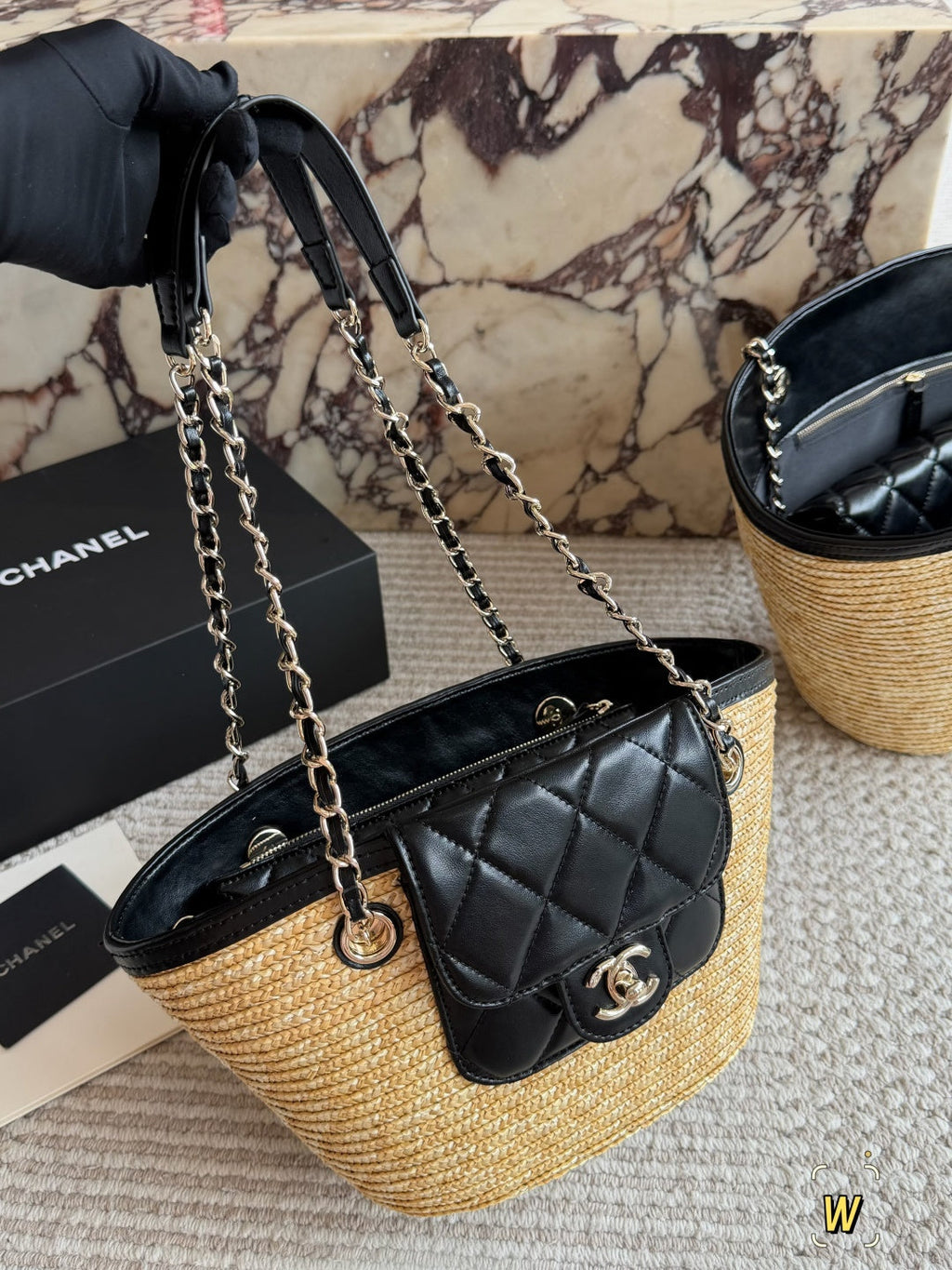 High-End Women's Fashion Handbags-11