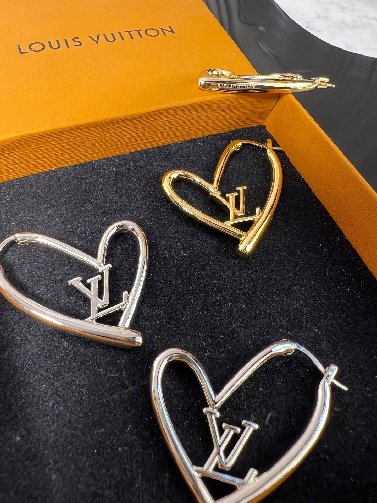 High-Quality Stud Earrings-16