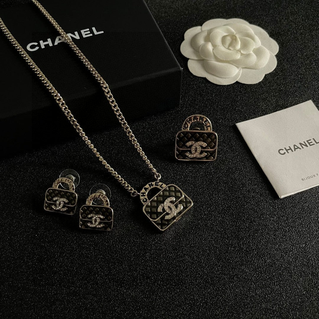 High-Quality Necklaces-151
