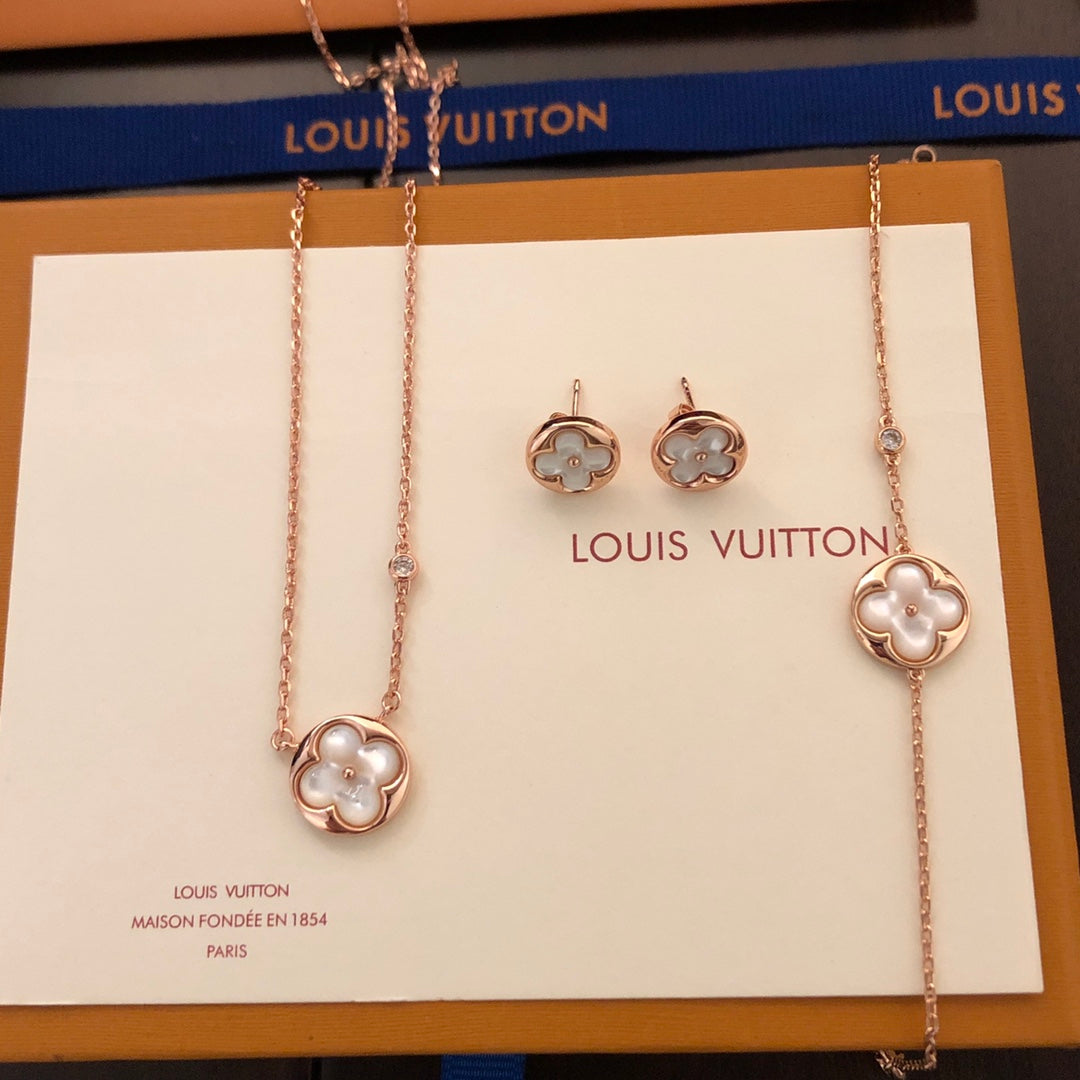 High-Quality Bracelet-1